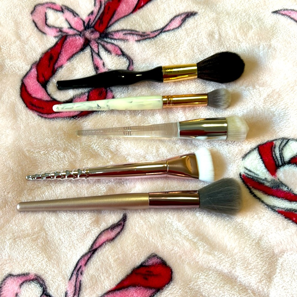 5 face brushes bundle